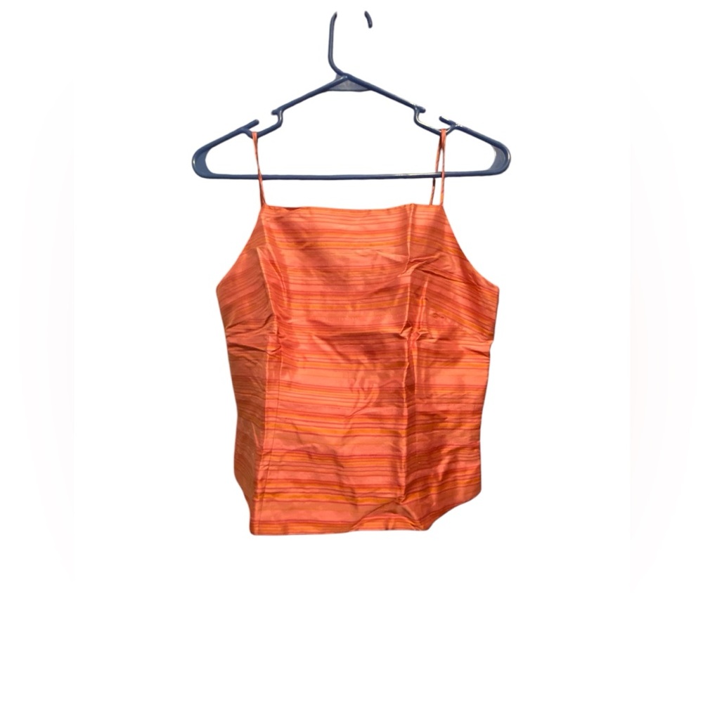 ann taylor tank top
size-sp